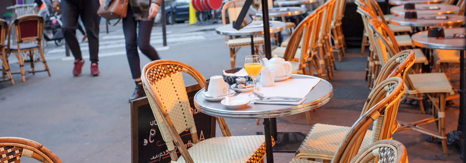 banner-taking-a-historical-walk-through-paris-1